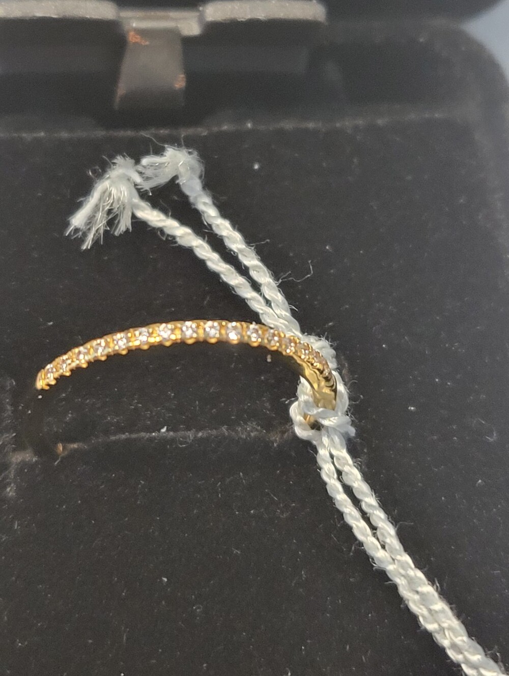 Avon Swarovski 14k Gold-plated Pave CZ Band Size 6